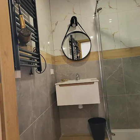 Luska W Debinie * Debina (Ustka)