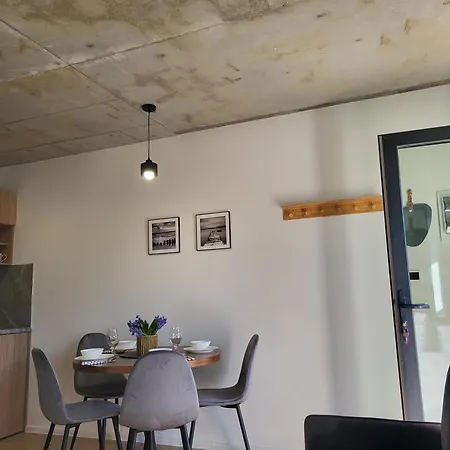 Luska W Debinie * Debina (Ustka)