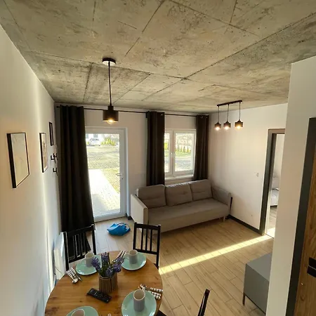 Luska W Debinie * Debina (Ustka)