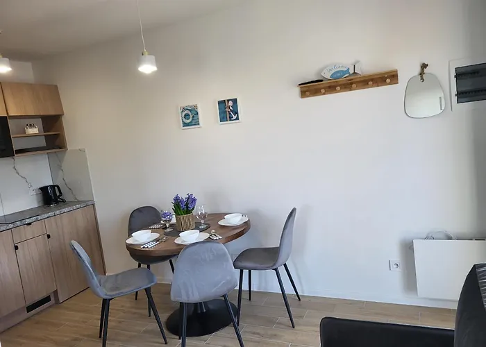 Luska W Debinie Debina (Ustka)