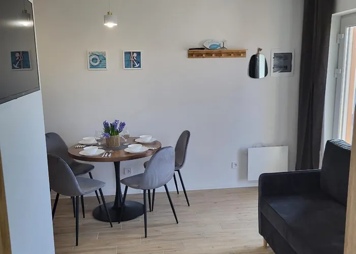 Luska W Debinie Debina (Ustka)