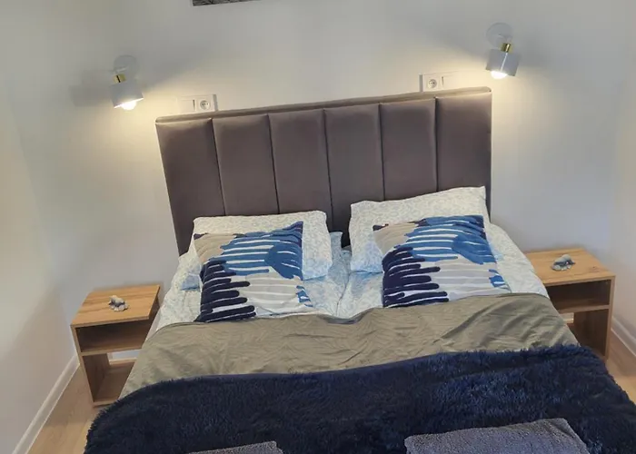 Luska W Debinie * Debina (Ustka)