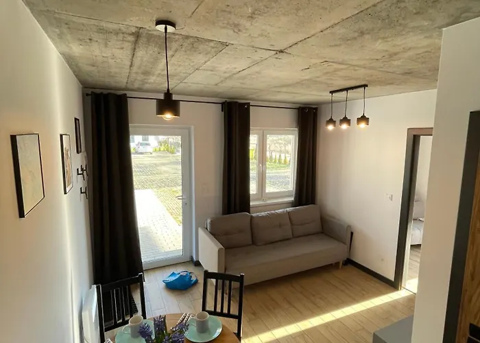 Luska W Debinie * Debina (Ustka)